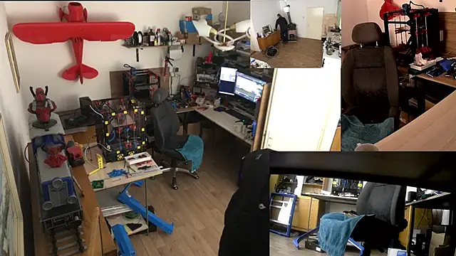 Snapshot of Happy_Michal chatting on November 30, 9:02 am Happy Michal online show from November 30, 9:02 am