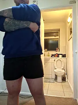 iang6348 online show from February 13, 11:34 pm