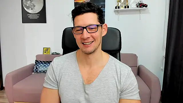 BrutusK08 online show from January 17, 8:19 am