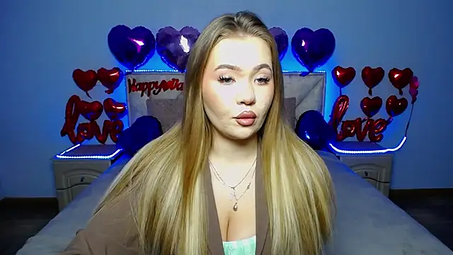 StacyYellig online show from February 5, 4:03 pm