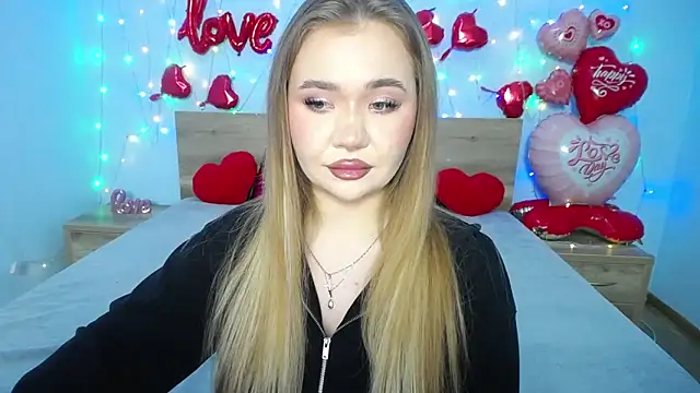 StacyYellig online show from February 8, 2:15 am