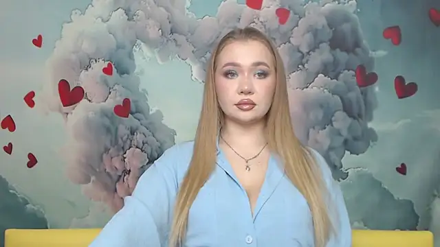 StacyYellig online show from February 8, 8:21 pm