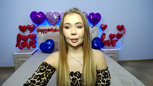 StacyYellig online show from February 10, 4:36 pm