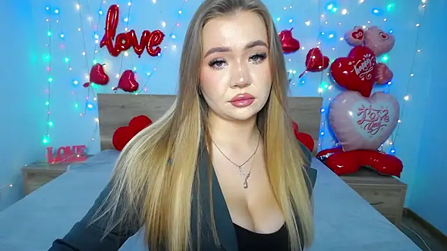 StacyYellig online show from February 17, 12:05 pm