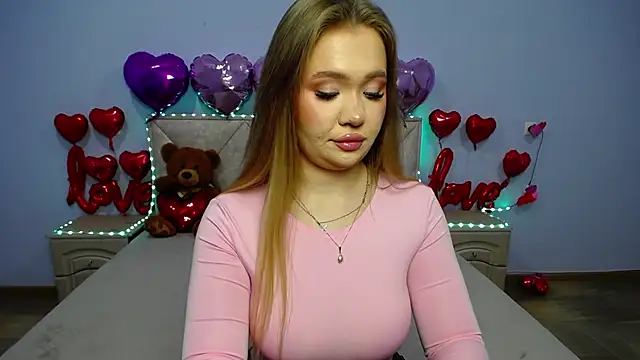 StacyYellig online show from March 5, 11:16 pm