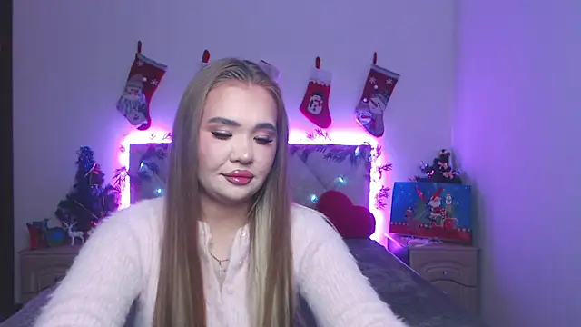 StacyYellig online show from December 13, 8:58 pm