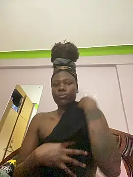 Snapshot of _BLVCKGIRL_SHERIF chatting on July 10, 9:39 pm BLVCKGIRL SHERIF online show from July 10, 9:39 pm