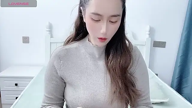 Snapshot of LIsha--170 chatting on November 9, 7:28 am LIsha--170 online show from November 9, 7:28 am