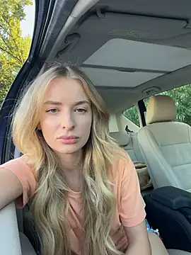 Snapshot of EvieEvans chatting on July 11, 4:53 pm EvieEvans online show from July 11, 4:53 pm