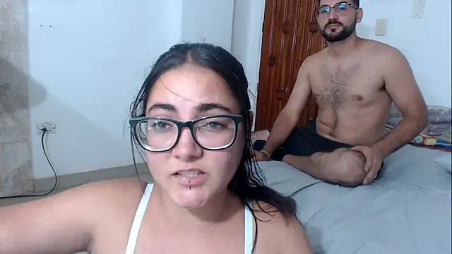 Snapshot of _Araboys_ chatting on June 22, 3:25 am Araboys online show from June 22, 3:25 am