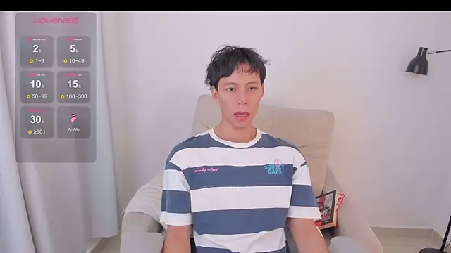 Snapshot of kim_lian21 chatting on July 18, 3:27 pm kim lian21 online show from July 18, 3:27 pm