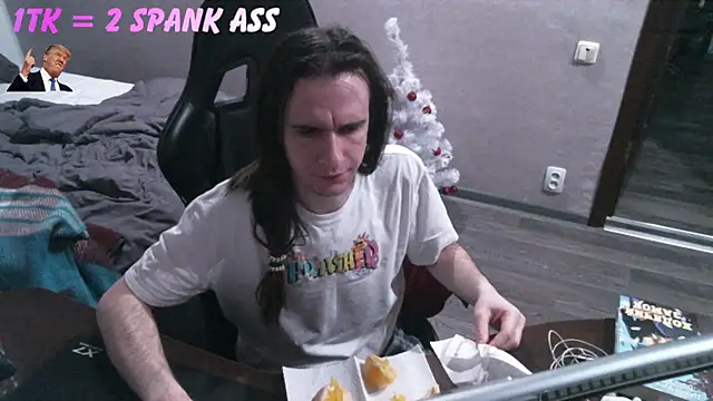 izilizi 23 online show from February 26, 7:02 pm