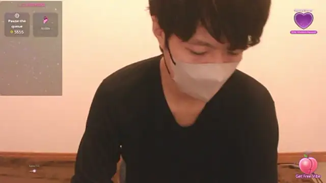 Snapshot of Kaidengi chatting on March 29, 9:42 am Kaidengi online show from March 29, 9:42 am