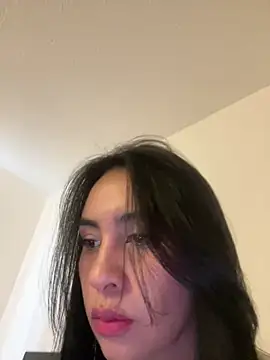 Snapshot of romma95 chatting on December 27, 5:59 pm romma95 online show from December 27, 5:59 pm