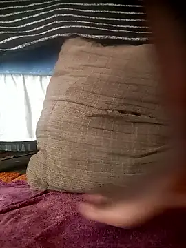 poloplayer123 online show from March 27, 12:49 pm