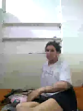 Cameron puppy online show from April 2, 6:44 am