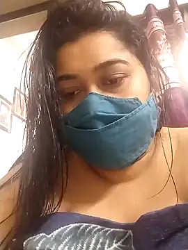 indianlisa5 online show from January 22, 10:40 am