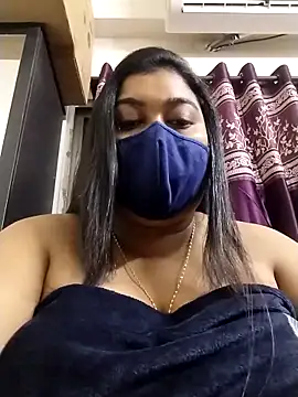 indianlisa5 online show from September 18, 11:29 pm