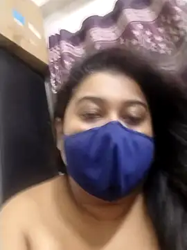 Snapshot of indianlisa5 chatting on April 16, 10:23 pm indianlisa5 online show from April 16, 10:23 pm