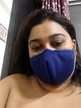 Snapshot of indianlisa5 chatting on April 21, 5:28 pm indianlisa5 online show from April 21, 5:28 pm