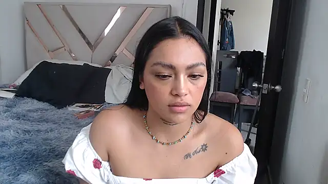 fairylatin222 online show from September 12, 5:24 pm