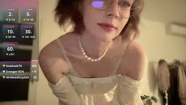 Snapshot of ms_christiana chatting on November 9, 5:44 pm ms christiana online show from November 9, 5:44 pm
