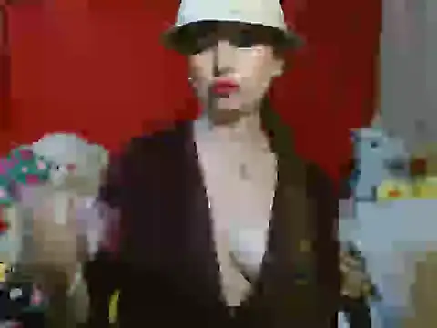 Snapshot of hottieperla chatting on March 5, 9:00 pm hottieperla online show from March 5, 9:00 pm