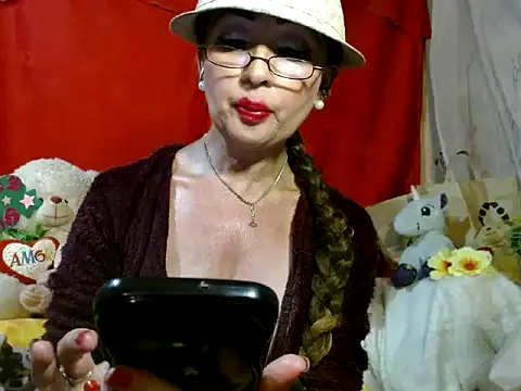 Snapshot of hottieperla chatting on April 20, 7:59 pm hottieperla online show from April 20, 7:59 pm