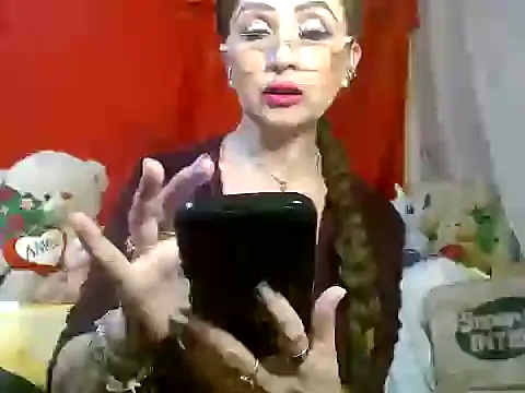 Snapshot of hottieperla chatting on June 2, 6:21 pm hottieperla online show from June 2, 6:21 pm