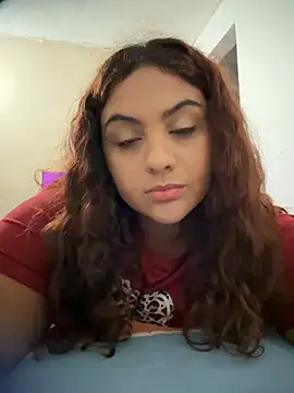 Lynna-pvuline online show from April 15, 2:40 am