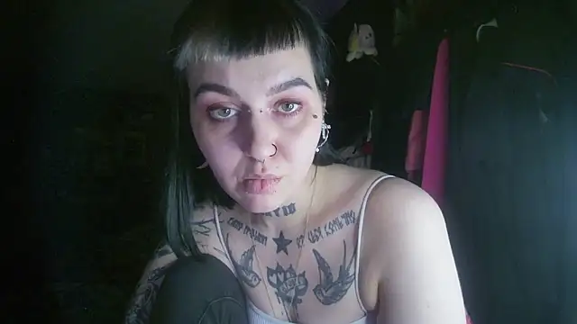 Snapshot of MoorderxDoll chatting on January 9, 9:26 pm MoorderxDoll online show from January 9, 9:26 pm