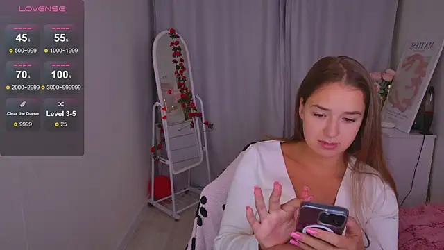 LovelyJessie online show from February 27, 2:06 pm