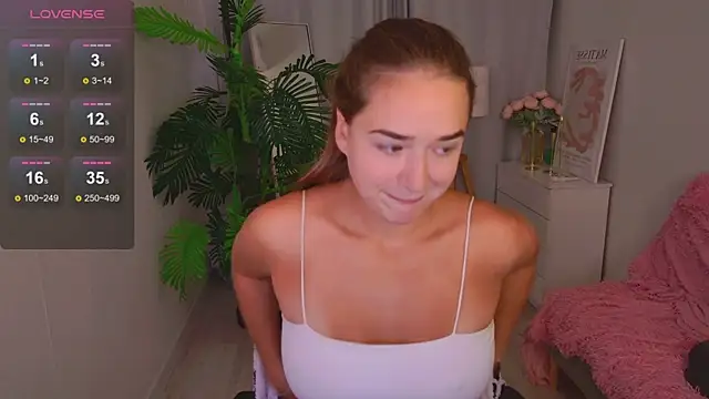 LovelyJessie online show from June 18, 1:26 pm