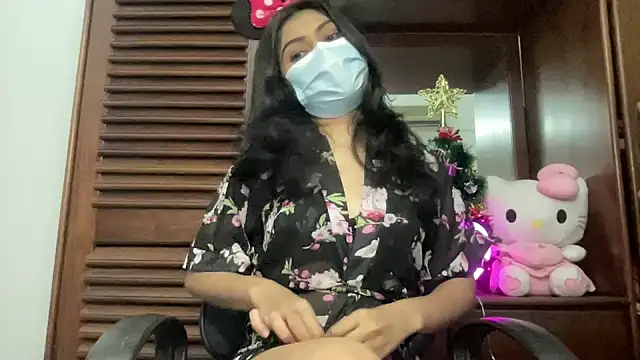 Princess Lily online show from December 5, 1:06 pm