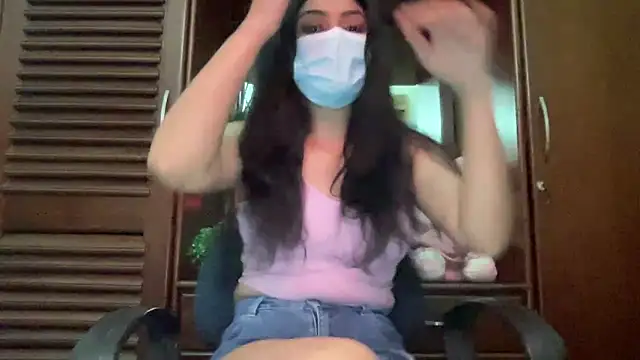 Princess Lily online show from December 14, 4:45 pm