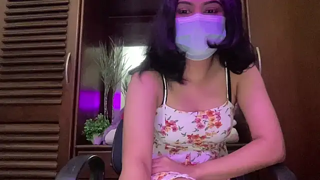 Princess Lily online show from March 6, 5:09 pm