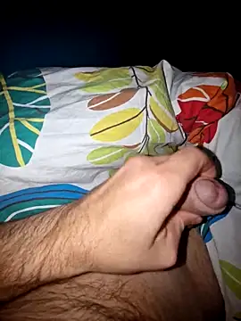 Snapshot of marckk19873 chatting on October 17, 10:34 pm marckk19873 online show from October 17, 10:34 pm