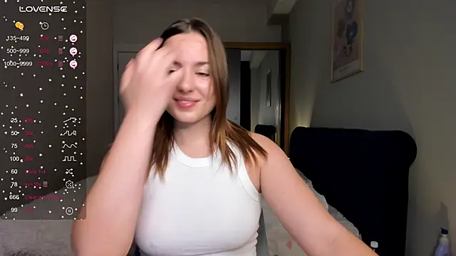 Snapshot of ThreeshaWhite chatting on February 25, 5:04 pm ThreeshaWhite online show from February 25, 5:04 pm