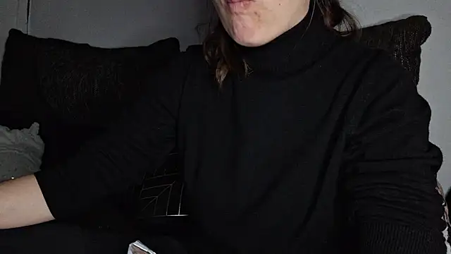 Snapshot of Cyndee_Winter chatting on December 1, 7:36 pm Cyndee Winter online show from December 1, 7:36 pm