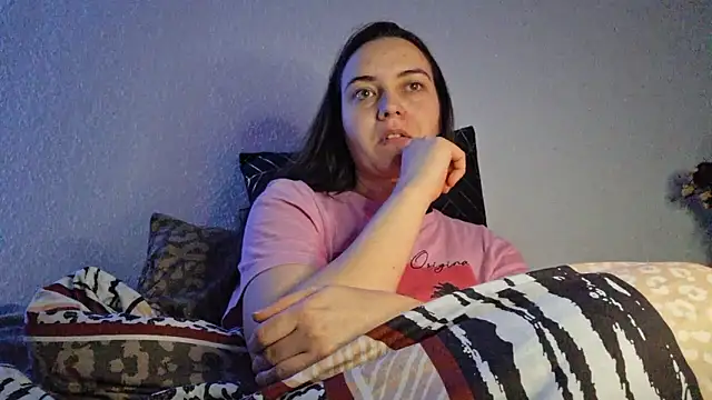 Snapshot of Cyndee_Winter chatting on December 27, 6:42 pm Cyndee Winter online show from December 27, 6:42 pm