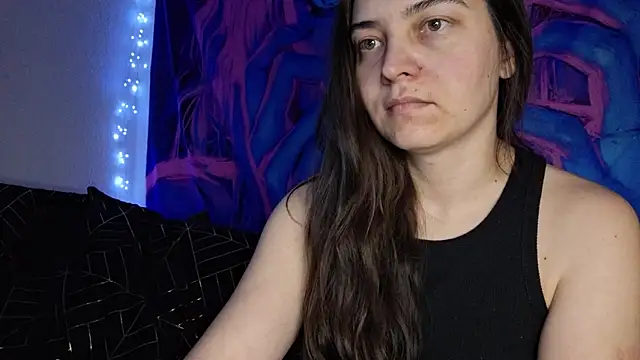 Snapshot of Cyndee_Winter chatting on January 6, 4:02 pm Cyndee Winter online show from January 6, 4:02 pm