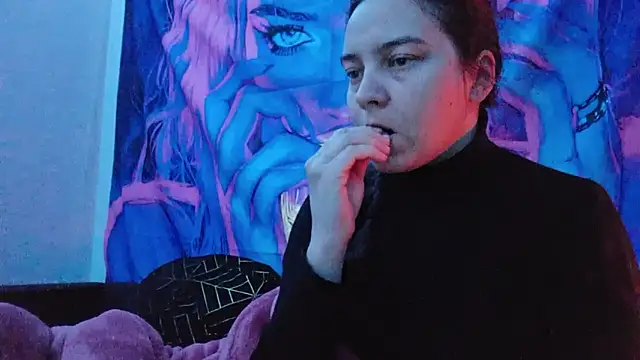 Snapshot of Cyndee_Winter chatting on January 29, 7:43 pm Cyndee Winter online show from January 29, 7:43 pm