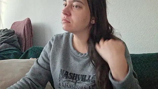 Snapshot of Cyndee_Winter chatting on October 18, 3:46 pm Cyndee Winter online show from October 18, 3:46 pm