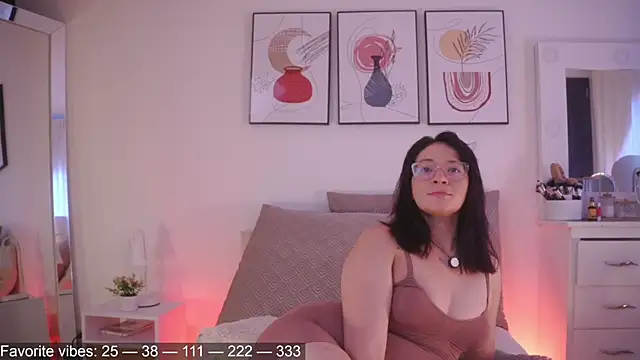 Snapshot of Anah_s chatting on June 23, 10:19 pm Anah s online show from June 23, 10:19 pm