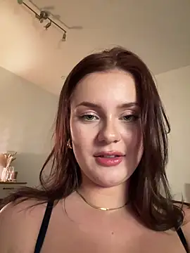 Snapshot of MaribelRiver chatting on May 6, 8:47 pm MaribelRiver online show from May 6, 8:47 pm