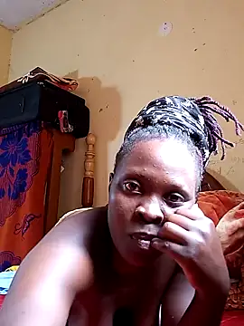 Snapshot of pretty_amaal chatting on March 5, 10:33 am pretty amaal online show from March 5, 10:33 am