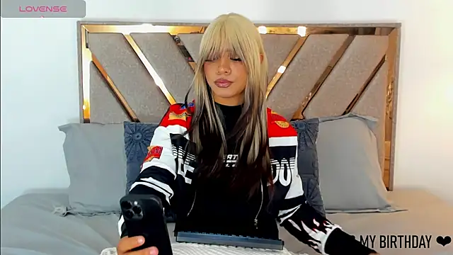 Snapshot of Hanz_sex chatting on December 11, 3:13 am Hanz sex online show from December 11, 3:13 am