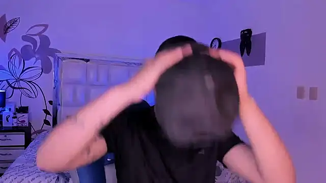 Niicky1  online show from January 12, 9:08 pm