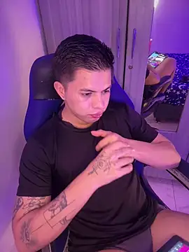 Niicky1  online show from April 9, 10:37 pm