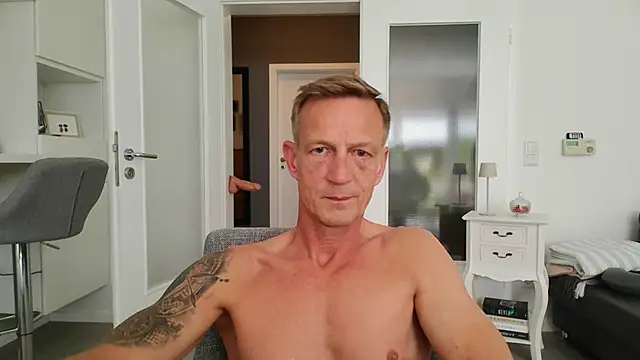 dirks71 online show from May 29, 11:52 am